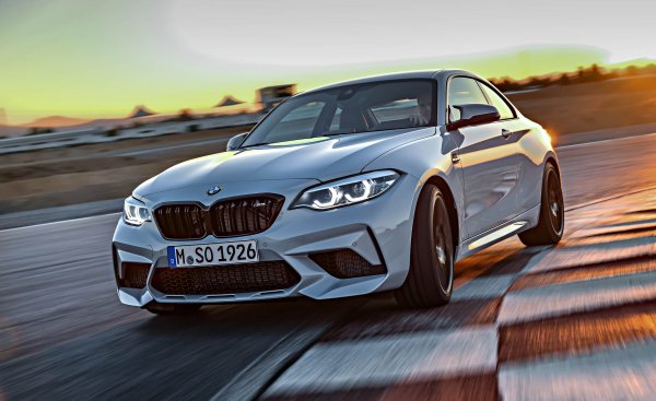 В сеть попало видео с новым лазерным рекордом спортивного BMW M2 Competition