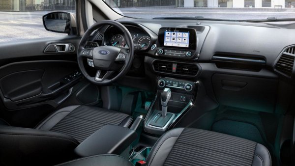 Ford предлагает начинающим водителям в России льготные автокредиты