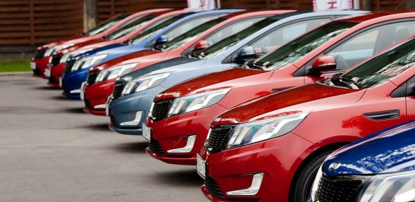 Жители Омска в 2018 году стали чаще покупать новые автомобили