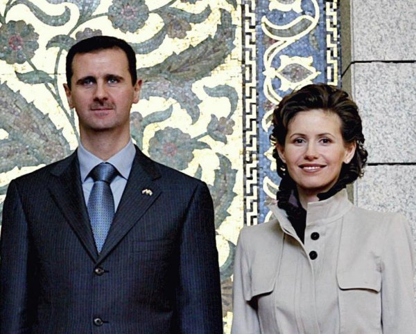 Россияне пожелали первой леди Сирии скорейшего выздоровления