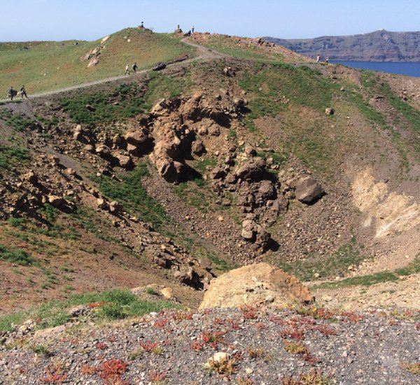 Уничтожившее Атлантиду извержение вулкана произошло на столетие раньше, чем думали ученые