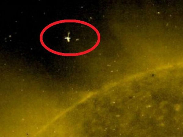 «Не верьте NASA»: Уфологи нашли на кадрах НЛО