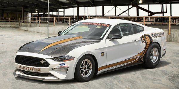 Ford превратил маслкар Ford Mustang в рекордный дрэгстер