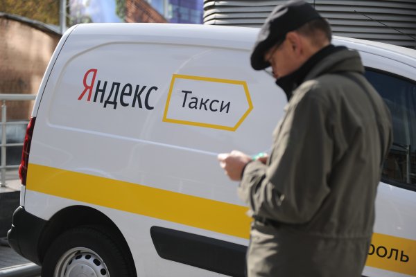 «Спасибо за разминку»: Водитель «Яндекс. Такси» заставил тюменку вылезать через багажник
