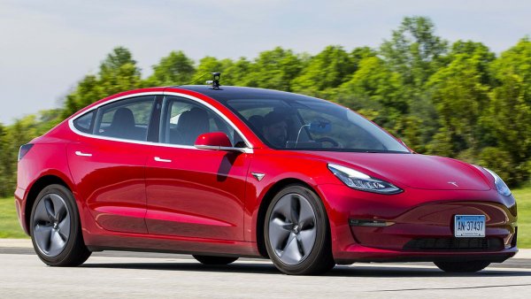 Tesla намерена выпустить бюджетный электрокар через три года