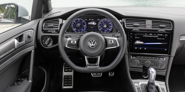 Премьера нового VW Golf универсал состоится уже в марте 2019 года