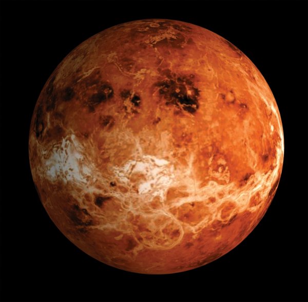 Зонд «Акацуки» прислал красочнее фотографии Венеры