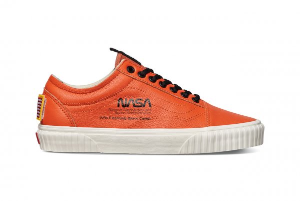 NASA представило «космические» кроссовки