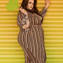 Plus-size модель Тесс Холлидей пожаловалась на стремительный набор веса Plus-size модель Тесс Холлидей пожаловалась на стремительный набор веса