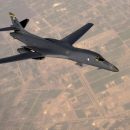 Фигуры высшего пилотажа бомбардировщика B-1B Lancer попали на видео Фигуры высшего пилотажа бомбардировщика B-1B Lancer попали на видео