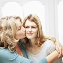 Учёные выяснили, что любовь к родителям не уходит при взрослении