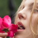 Экосексуалы верят, что секс с Землей спасет планету Экосексуалы верят, что секс с Землей спасет планету