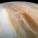 NASA опубликовало в Сеть фото облака в потоке Jet N5 на Юпитере NASA опубликовало в Сеть фото облака в потоке Jet N5 на Юпитере
