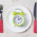 Ученые: Диета «12:12» поможет похудеть и продлить жизнь Ученые: Диета «12:12» поможет похудеть и продлить жизнь